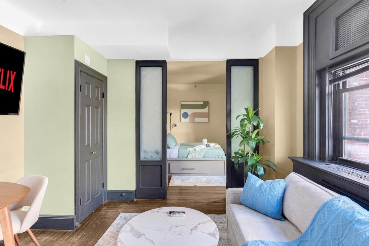 Cozy 2br With Gym And Walk To Times Square Appartamento New York